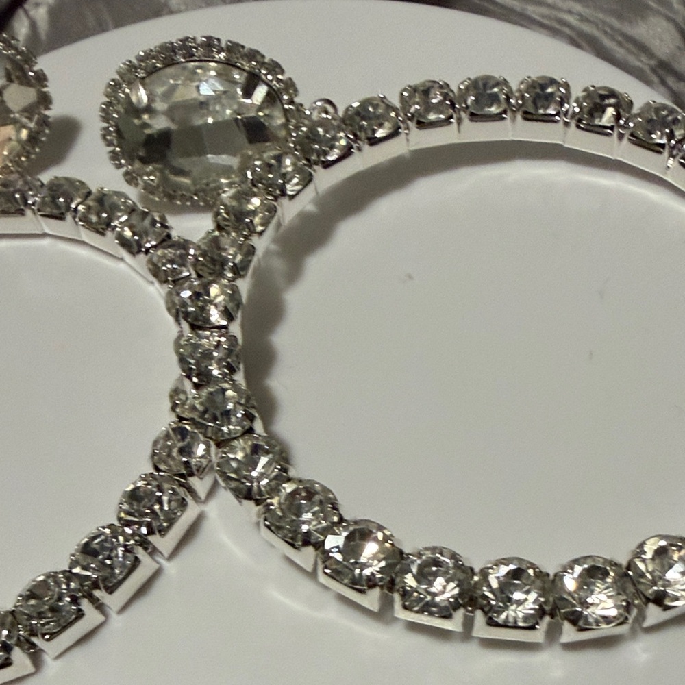 Elegant Silver Crystal Hoop Earrings - Picture 4 of 4